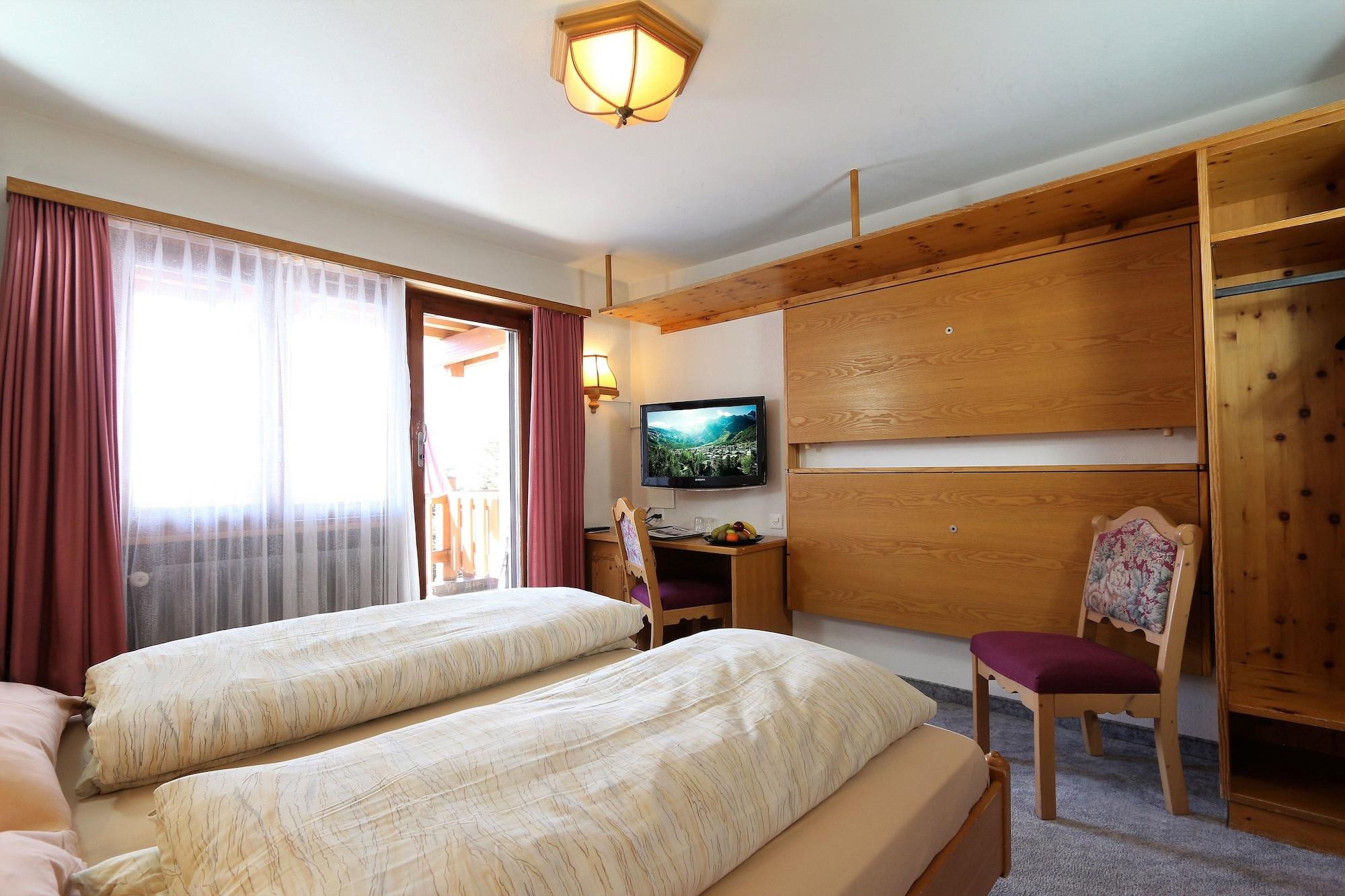 Swiss Family Hotel Alphubel Saas Fee Exteriör bild
